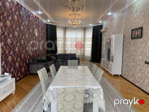 Satılır 4 otaqlı həyət evi/bağ evi 240 m²
