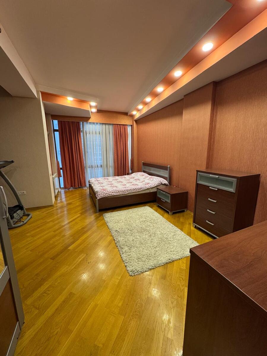 İcarəyə verilir 3 otaqlı yeni tikili 150 m² — Mənzil, Bakı (7)