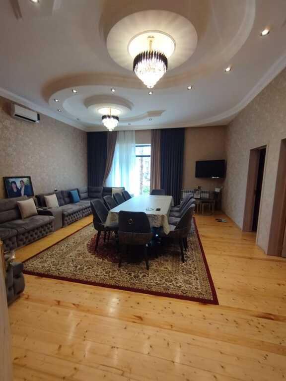 Satılır 6 otaqlı həyət evi/bağ evi 400 m² — Ev, villa, Bakı (3)