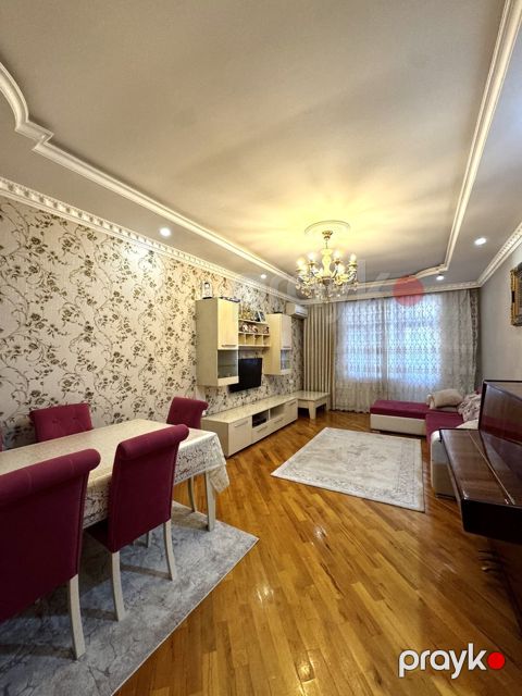 Satılır 3 otaqlı yeni tikili 120 m²