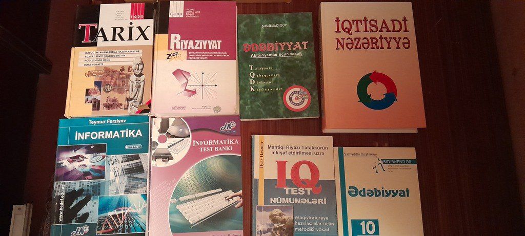 Dərsliklər — Məktəb və təhsil malları, Bakı (2)