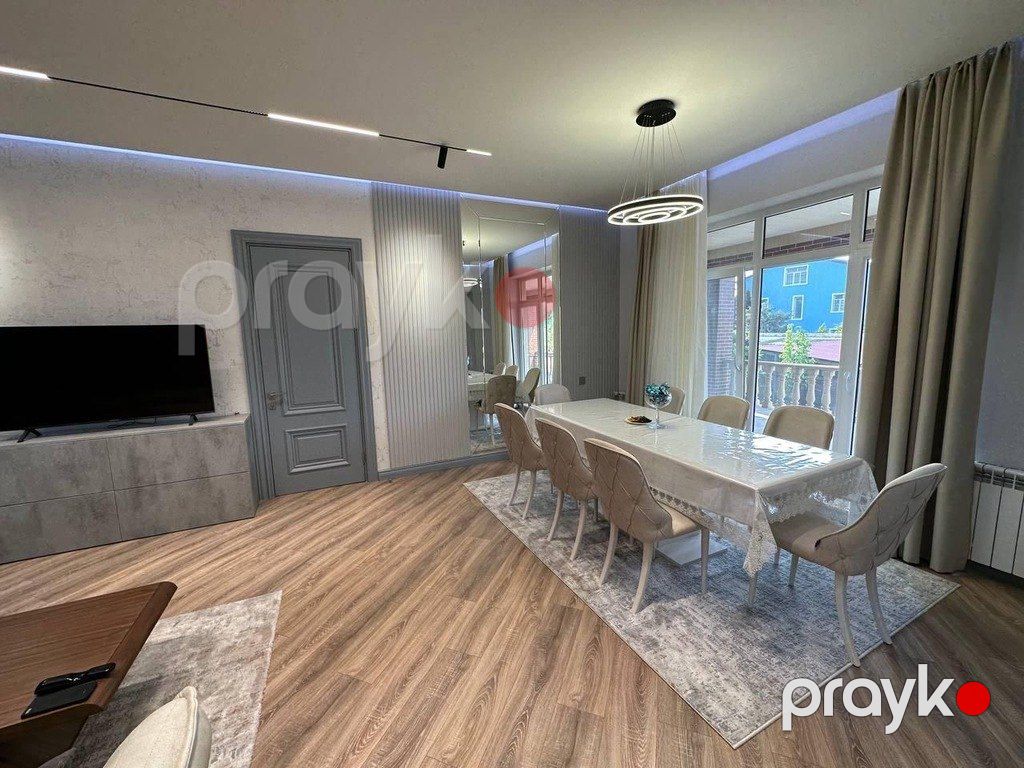 Satılır 4 otaqlı həyət evi/bağ evi 240 m² — Ev, villa, Bakı (10)