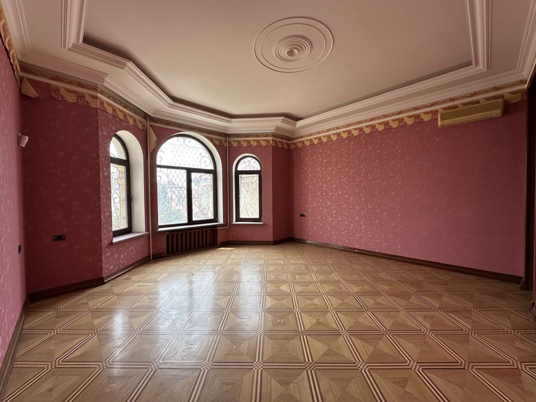 Satılır 7 otaqlı həyət evi/bağ evi 600 m² — Ev, villa, Bakı (8)
