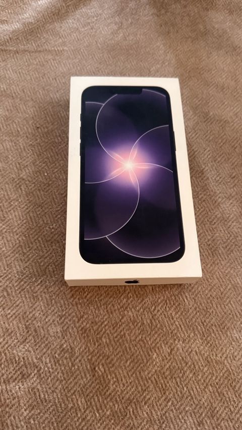 256 GB, Qara — Sumqayıt