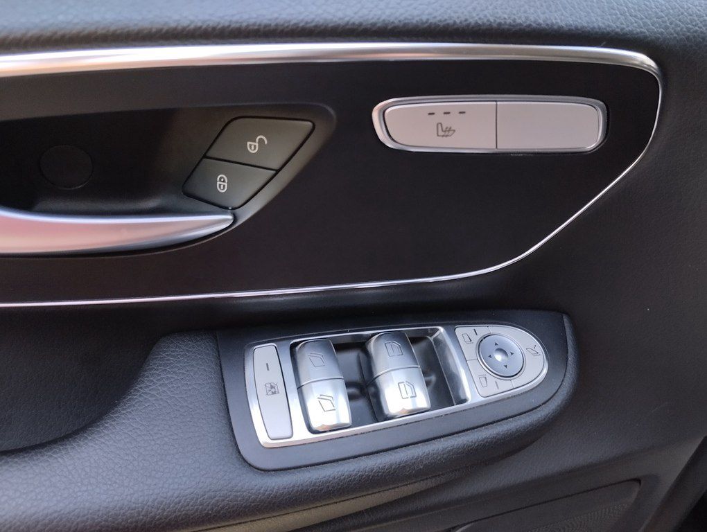 Mercedes V 250, 2.1 L, 2015 il, 171 800 km — Avtomobillər, Bakı (12)