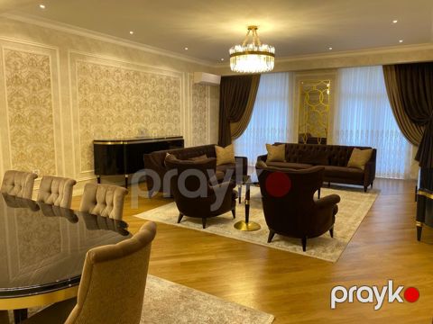 Satılır 4 otaqlı yeni tikili 265 m²