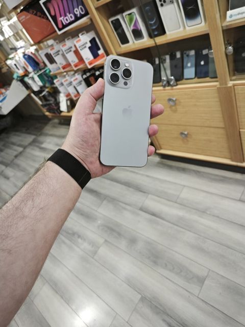 Apple iPhone 15 Pro Max Natural Titanium 256GB/8GB — Bakı
