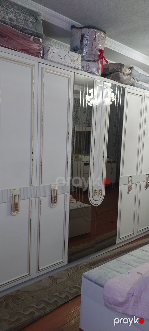 Yataq otağı dəsti Başlıq: Tam İdeal Vəziyyətdə Modern Yataq Otağı — Mehdiabad