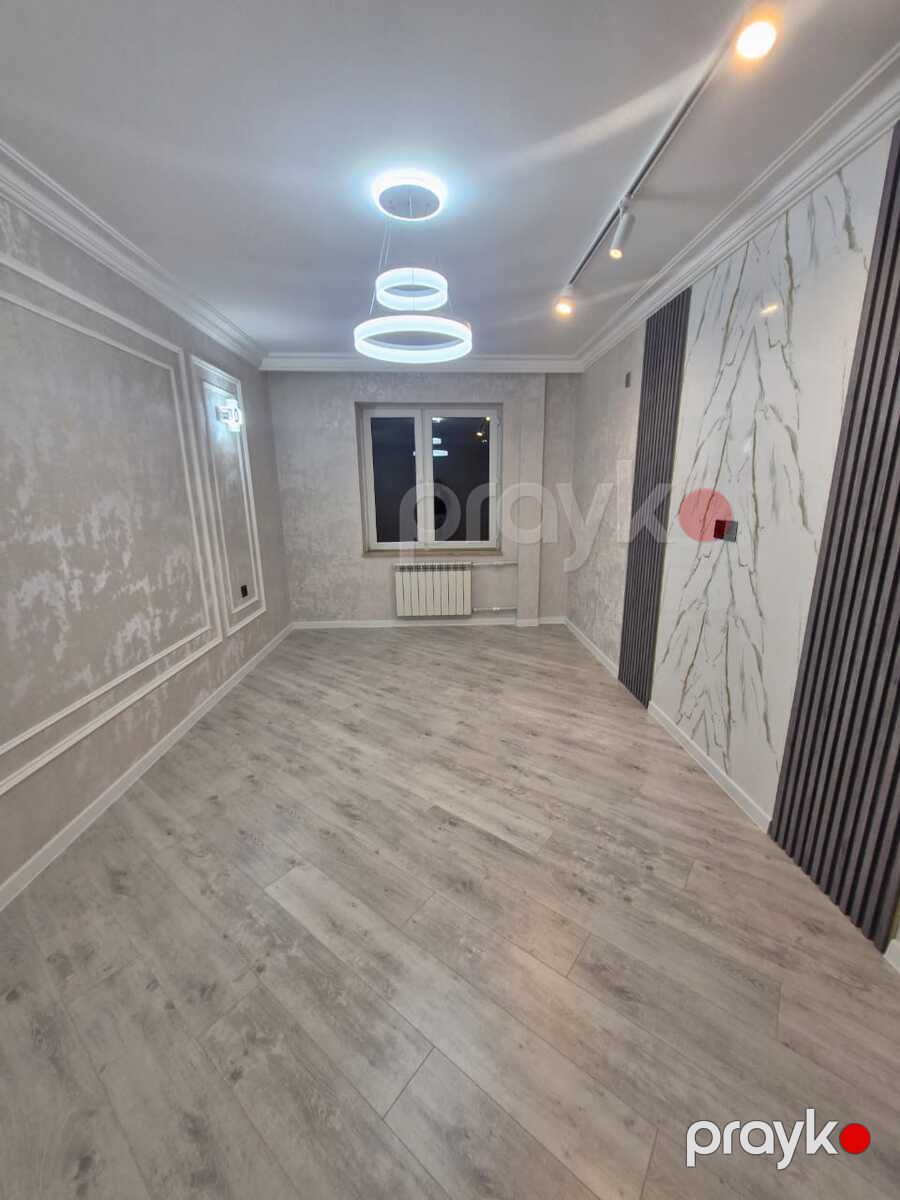 Satılır 4 otaqlı köhnə tikili 85 m² — Mənzil, Bakı (3)