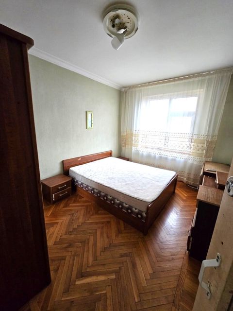 İcarəyə verilir 3 otaqlı köhnə tikili 90 m² — Bakı