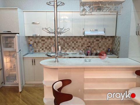 İcarəyə verilir 2 otaqlı yeni tikili 76 m²