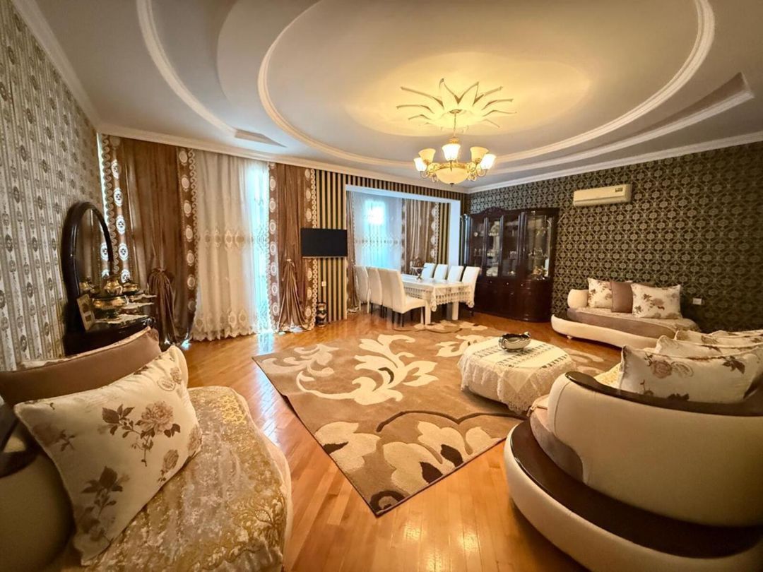 Satılır 40 otaqlı həyət evi/bağ evi 1600 m² — Ev, villa, Bakı (11)