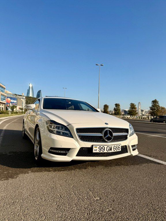 Mercedes CLS 350, 3.5 L, 2011 il, 140 000 km — Avtomobillər, Bakı (3)