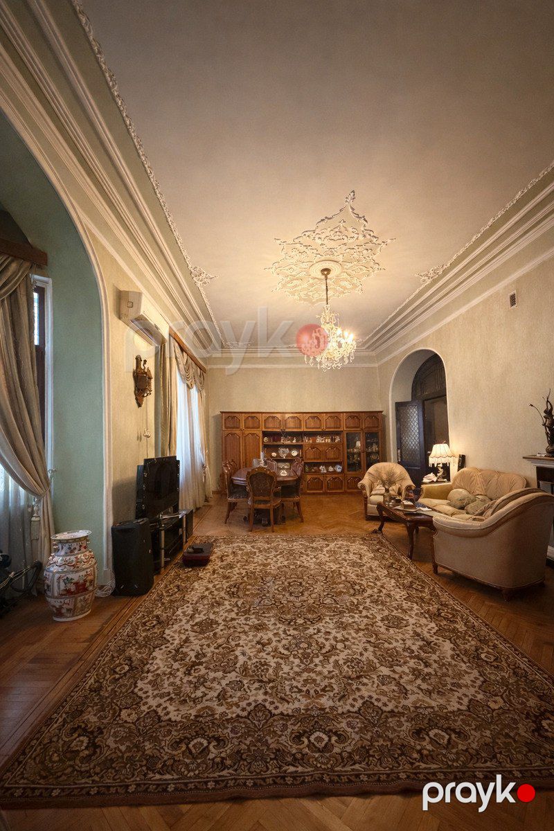 Satılır 5 otaqlı köhnə tikili 210 m² — Mənzil, Bakı (3)