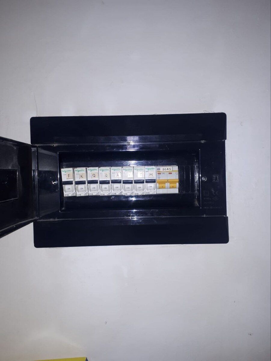 Elektrik xidməti — Təmir və inşaat, Bakı (5)
