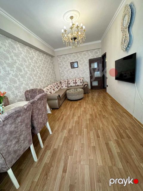 Satılır 3 otaqlı yeni tikili 75 m²