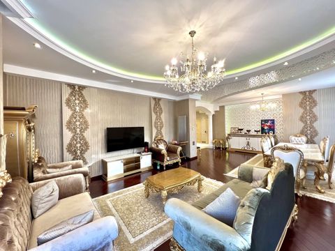 Satılır 4 otaqlı yeni tikili 214 m² — Bakı