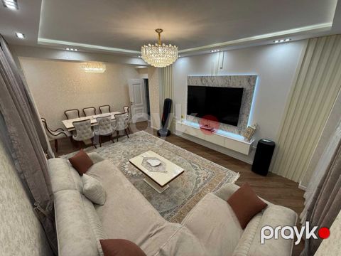 Satılır 4 otaqlı yeni tikili 130 m² — Bakı