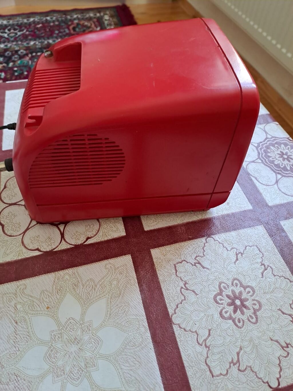 Televizor 60 manat tom ve batareya ile isleyir — Televizorlar, Bakı (4)