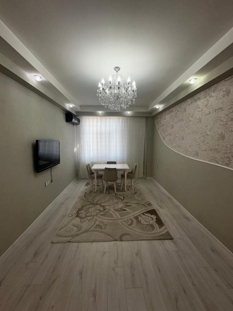 2-otaqlı yeni tikili, 8-ci mkr., 65 m² — Bakı