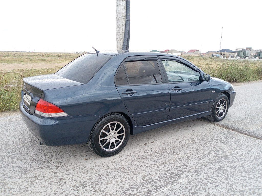 Mitsubishi Lancer, 1.6 L, 2004 il, 425 000 km — Avtomobillər, Bakı (5)