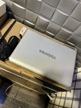 Toshiba noutbuk Xüsusiyyətlər: - Model xətti: Toshiba Satellite — Ноутбуки