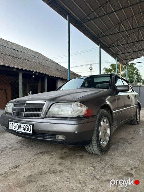 Mercedes C 180, 1.8 L, 1994 il, 400 000 km