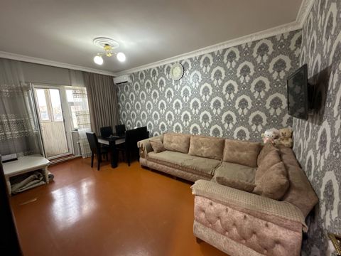 Satılır 2 otaqlı köhnə tikili 45 m² — Bakı