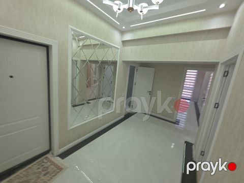 Satılır 2 otaqlı yeni tikili 82 m²