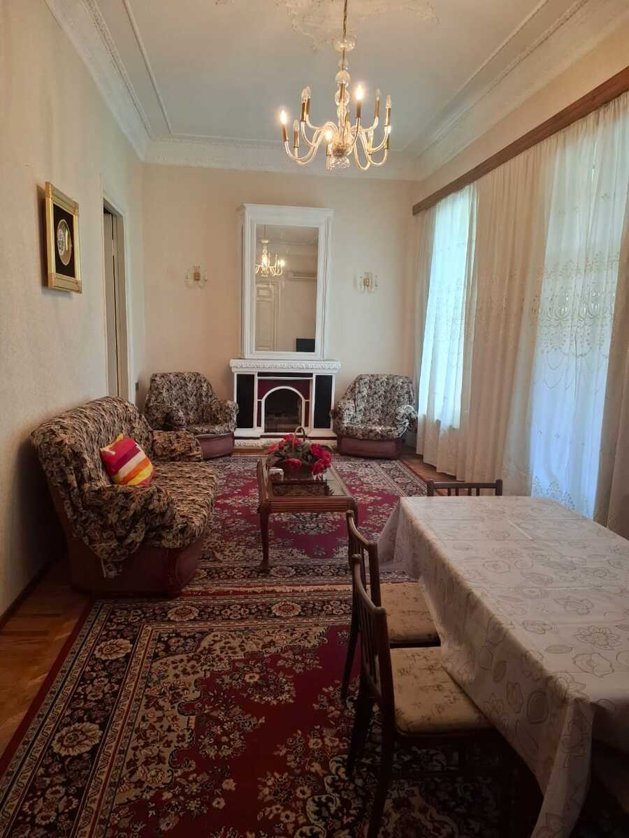 İcarəyə verilir 3 otaqlı köhnə tikili 120 m² — Mənzil, Bakı (6)