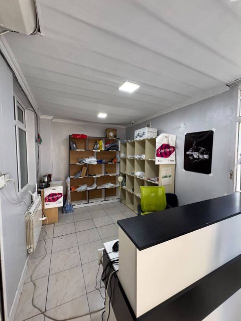 Satılır obyekt 70 m² — Bakı