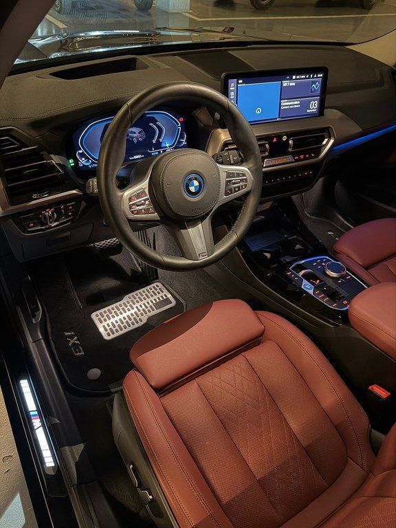 BMW iX3, 80 kWh, 2025 il, 5 000 km — Avtomobillər, Bakı (3)