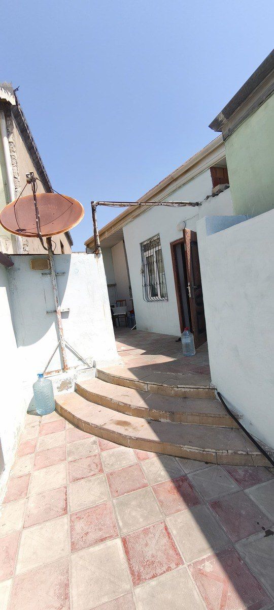 Satılır 4 otaqlı həyət evi/bağ evi 130 m² — Ev, villa, Bakı (12)