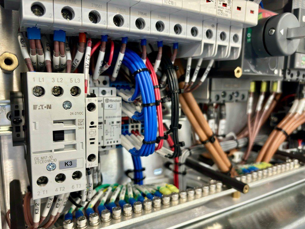 Elektrik xidməti — Təmir və inşaat, Bakı (12)