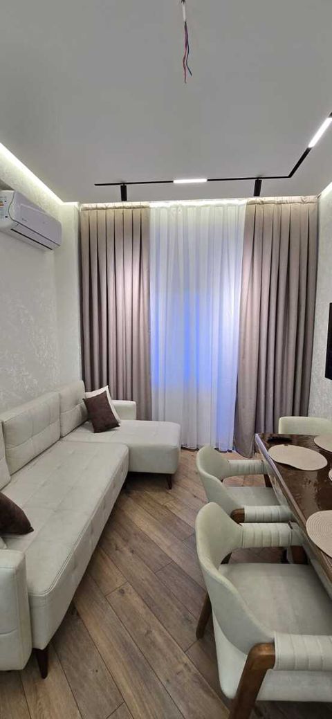 Satılır 2 otaqlı yeni tikili 50 m² — Bakı
