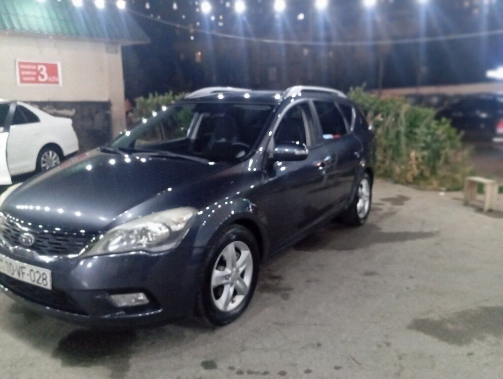 Kia Ceed SW, 1.6 L, 2011 il, 315 000 km — Avtomobillər, Bakı (4)