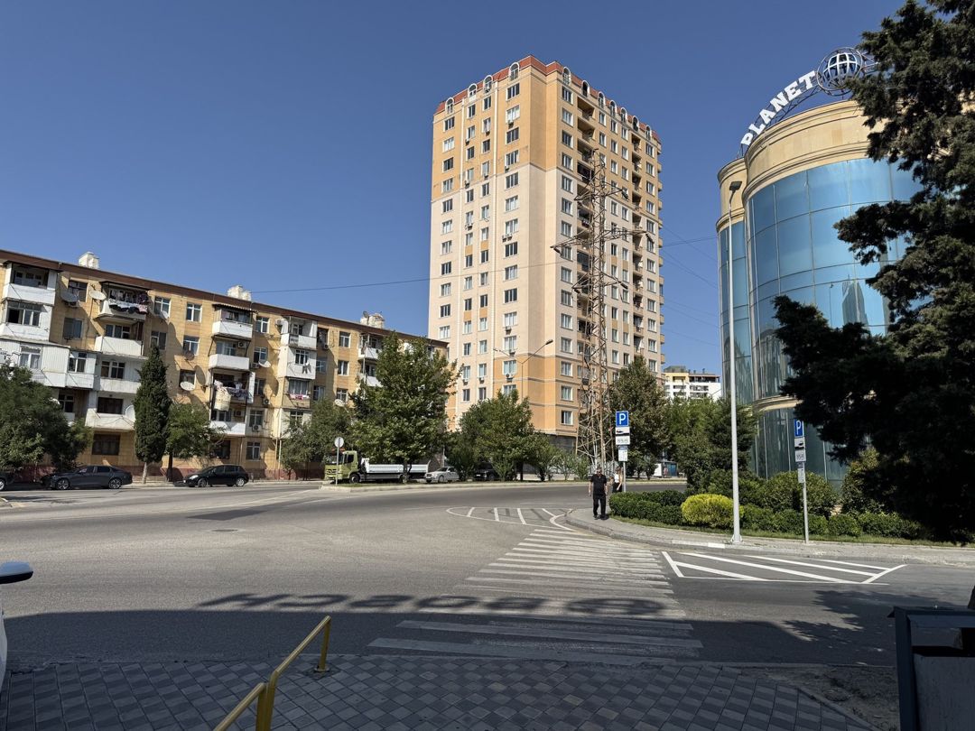 Satılır 3 otaqlı köhnə tikili 75 m² — Mənzil, Bakı (2)