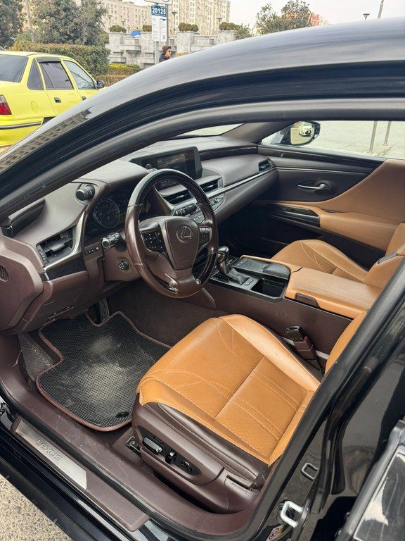Lexus ES 250, 2.5 L, 2018 il, 187 000 km — Avtomobillər, Bakı (7)