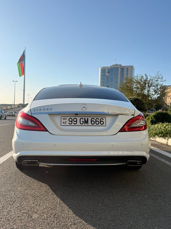 Mercedes CLS 350, 3.5 L, 2011 il, 140 000 km — Avtomobillər, Bakı (7)