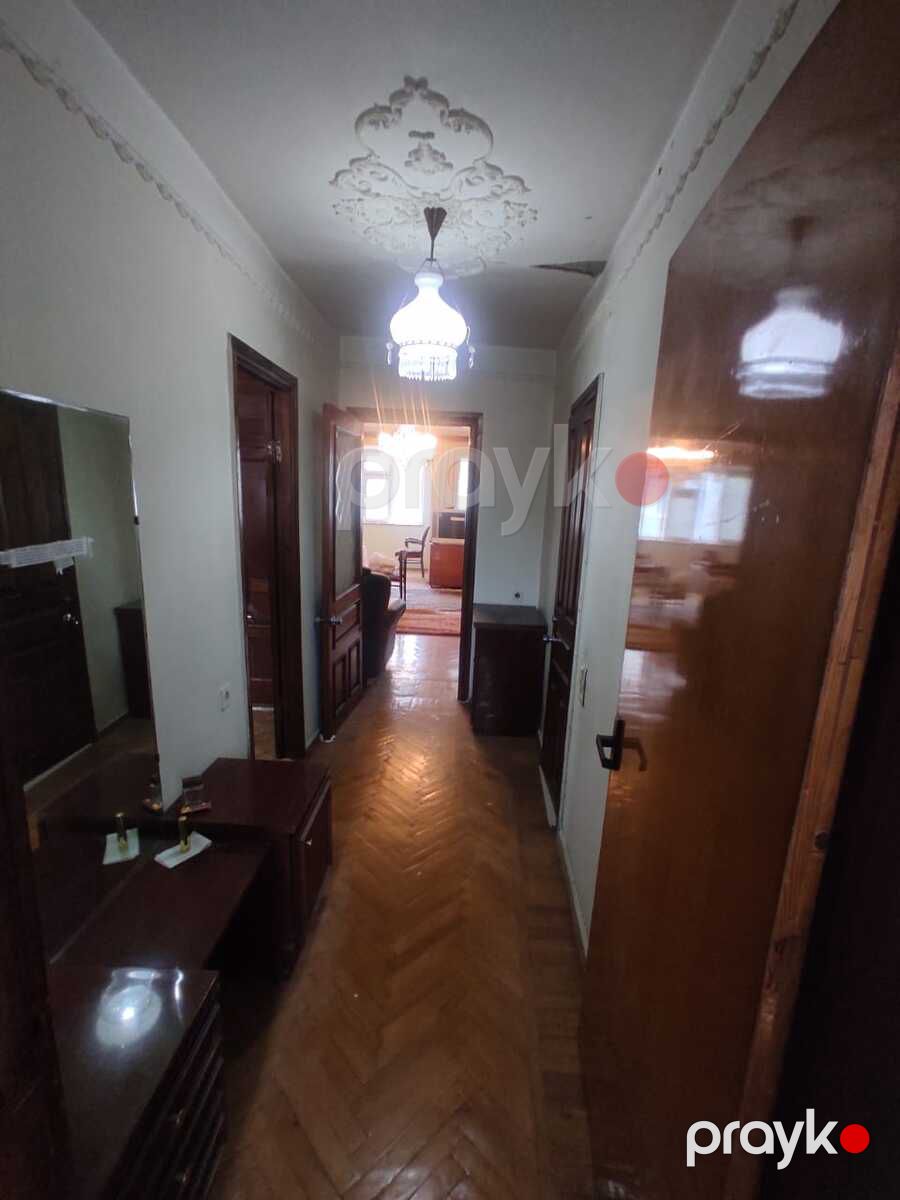 Satılır 4 otaqlı köhnə tikili 100 m² — Mənzil, Bakı (9)