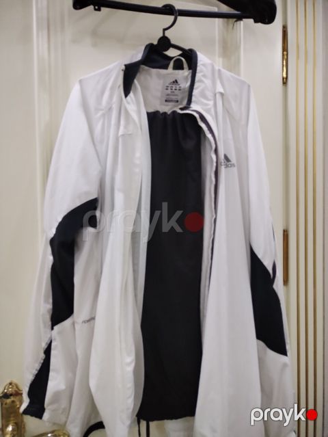 Brend Adidas orijinal Xl-XXL razmer — Bakı