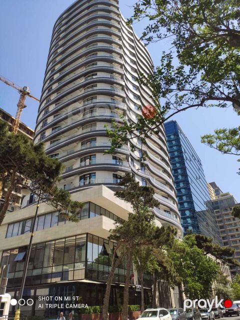 Satılır 2 otaqlı yeni tikili 72.4 m²
