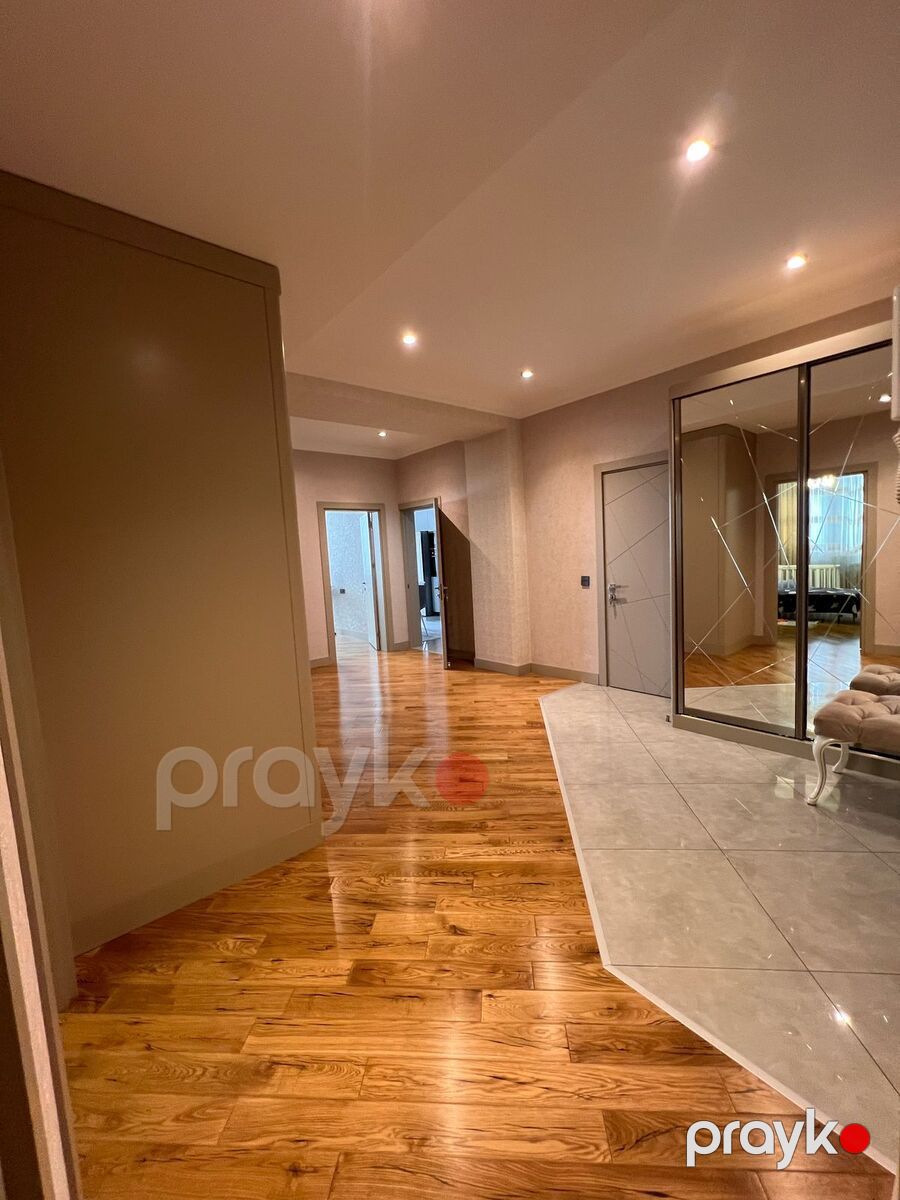 Satılır 4 otaqlı yeni tikili 204 m² — Mənzil, Bakı (7)