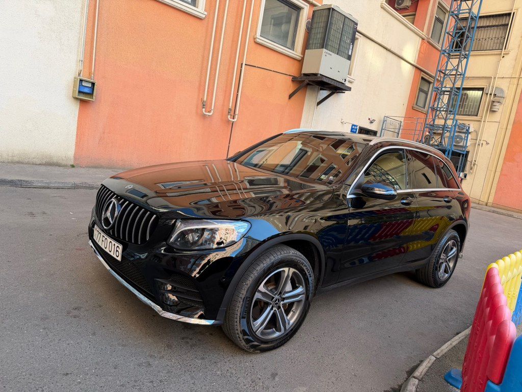 Mercedes GLC 300 4MATIC, 2.0 L, 2018 il, 95 000 km — Avtomobillər, Bakı (3)