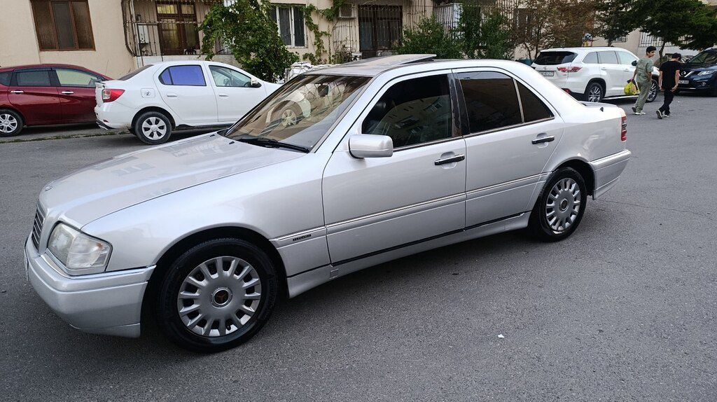 Mercedes C 200, 2.0 L, 1995 il, 352 500 km — Avtomobillər, Bakı (8)