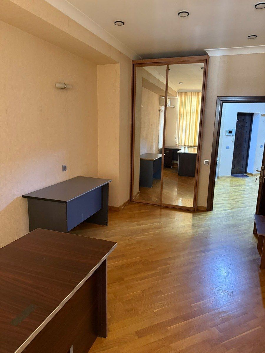 İcarəyə verilir 3 otaqlı ofis 157 m² — Ofis, Bakı (10)