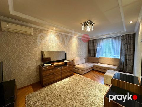 Satılır 2 otaqlı köhnə tikili 55 m²