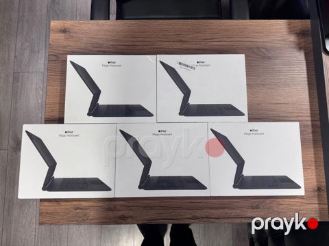 Apple iPad Air 11 Magic Keyboard — Bakı