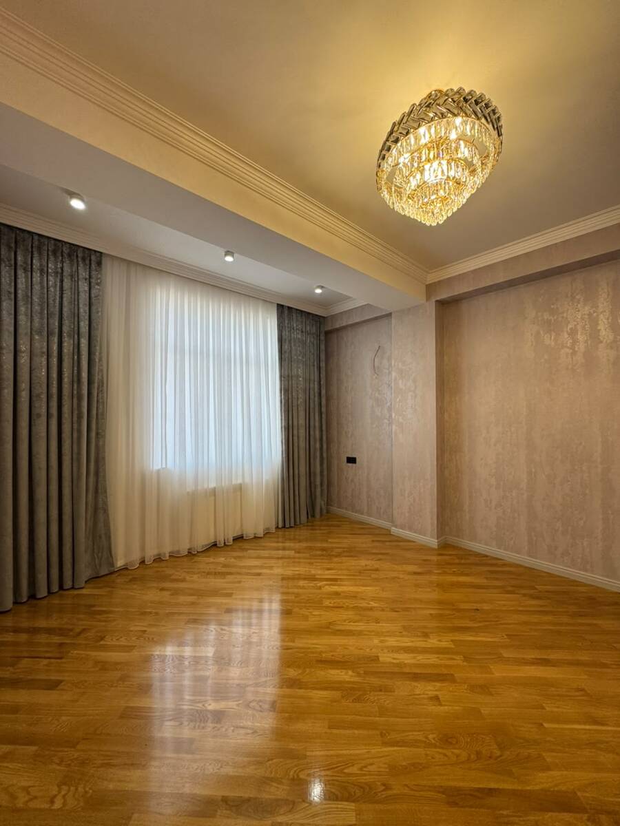 Satılır 4 otaqlı yeni tikili 133 m² — Mənzil, Bakı (8)