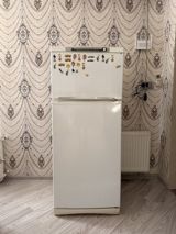 İşlənmiş 2 qapılı Indesit Soyuducu Satılır, rəng - Ağ — Goods